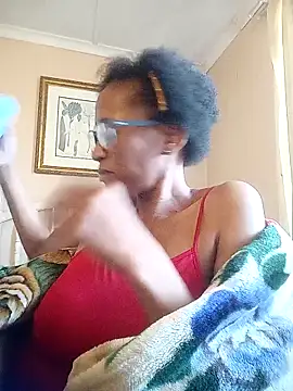 Snapshot of bustybillies chatting on 10/08/25, 09:22 bustybillies online show from 10/08/25, 09:22