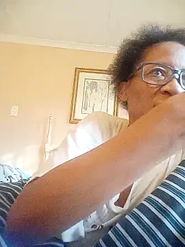 Snapshot of bustybillies chatting on 11/07/25, 04:50 bustybillies online show from 11/07/25, 04:50