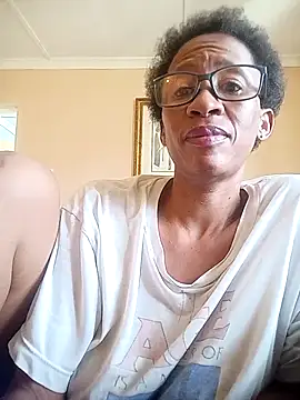 Snapshot of bustybillies chatting on 11/13/25, 11:25 bustybillies online show from 11/13/25, 11:25