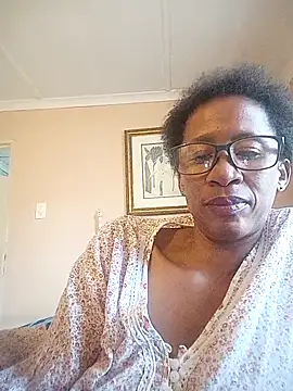 Snapshot of bustybillies chatting on 10/13/25, 03:02 bustybillies online show from 10/13/25, 03:02