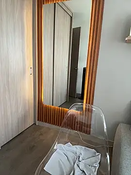 Snapshot of FridaKlein chatting on 10/09/25, 07:25 FridaKlein online show from 10/09/25, 07:25