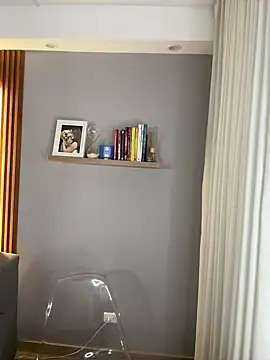 Snapshot of FridaKlein chatting on 03/04/25, 11:32 FridaKlein online show from 03/04/25, 11:32