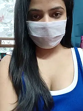 Snapshot of Myloveurvi chatting on 02/25/26, 04:40 Myloveurvi online show from 02/25/26, 04:40