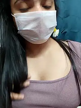 Snapshot of Myloveurvi chatting on 01/15/26, 03:15 Myloveurvi online show from 01/15/26, 03:15