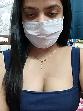 Snapshot of Myloveurvi chatting on 09/09/25, 10:25 Myloveurvi online show from 09/09/25, 10:25