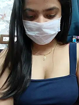 Snapshot of Myloveurvi chatting on 09/16/25, 10:49 Myloveurvi online show from 09/16/25, 10:49