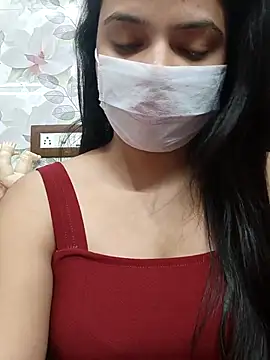 Myloveurvi online show from 04/08/26, 11:01