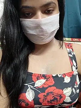 Snapshot of Myloveurvi chatting on 06/04/26, 09:47 Myloveurvi online show from 06/04/26, 09:47