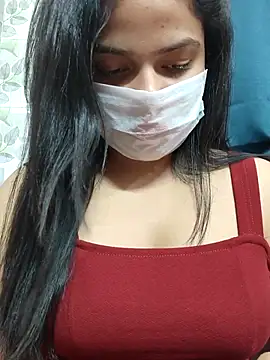 Myloveurvi online show from 04/07/26, 05:04