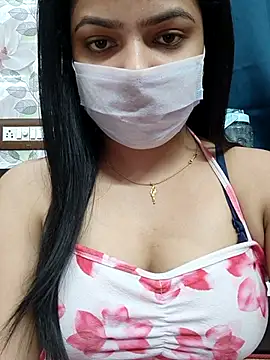 Snapshot of Myloveurvi chatting on 10/26/25, 11:43 Myloveurvi online show from 10/26/25, 11:43