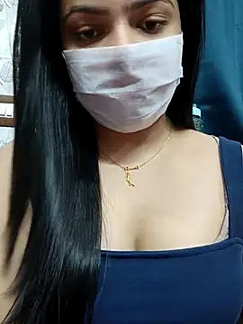 Snapshot of Myloveurvi chatting on 10/27/25, 02:07 Myloveurvi online show from 10/27/25, 02:07