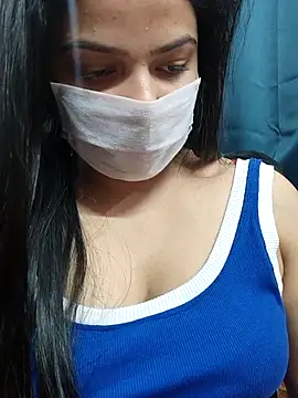 Snapshot of Myloveurvi chatting on 02/27/26, 12:38 Myloveurvi online show from 02/27/26, 12:38