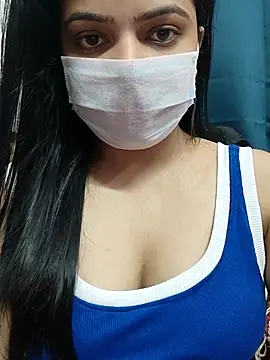 Snapshot of Myloveurvi chatting on 02/23/26, 11:44 Myloveurvi online show from 02/23/26, 11:44