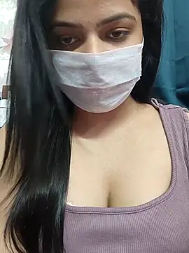 Snapshot of Myloveurvi chatting on 02/21/26, 10:28 Myloveurvi online show from 02/21/26, 10:28