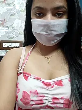 Snapshot of Myloveurvi chatting on 10/21/25, 08:47 Myloveurvi online show from 10/21/25, 08:47