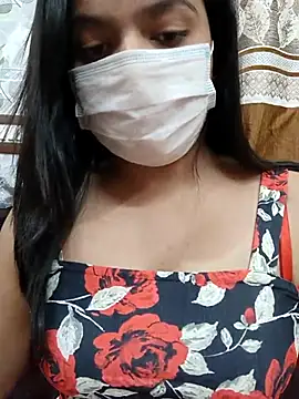 Snapshot of Myloveurvi chatting on 03/20/25, 05:47 Myloveurvi online show from 03/20/25, 05:47