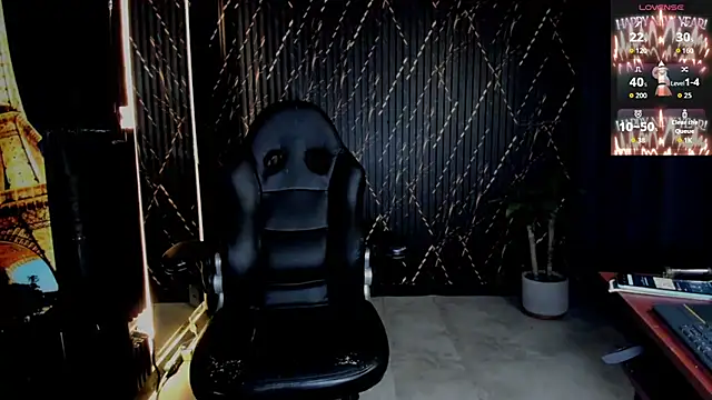 Snapshot of ZhoeStrong chatting on 01/13/26, 11:25 ZhoeStrong online show from 01/13/26, 11:25