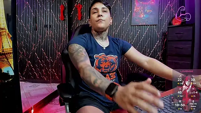 Snapshot of ZhoeStrong chatting on 02/27/26, 10:09 ZhoeStrong online show from 02/27/26, 10:09