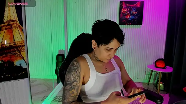 ZhoeStrong online show from 05/15/26, 05:33