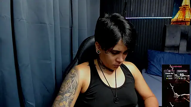 ZhoeStrong online show from 11/02/25, 10:15