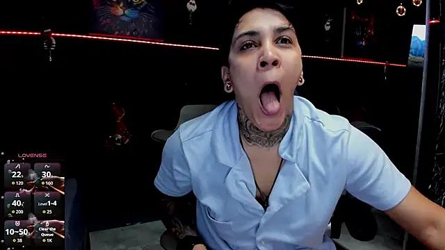 ZhoeStrong online show from 12/13/25, 08:04