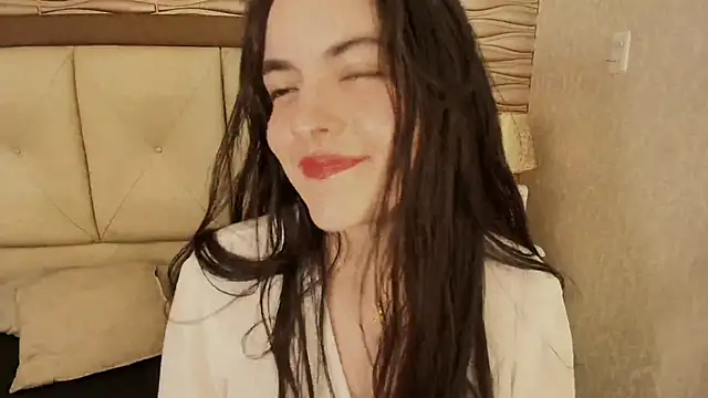 Snapshot of sofiaclauss chatting on 09/10/25, 09:47 sofiaclauss online show from 09/10/25, 09:47