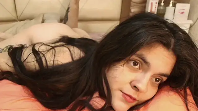 sofiaclauss online show from 10/29/25, 09:08