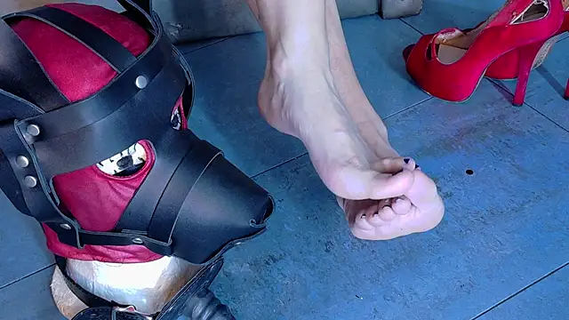 LusstCruella online show from 11/04/25, 08:45