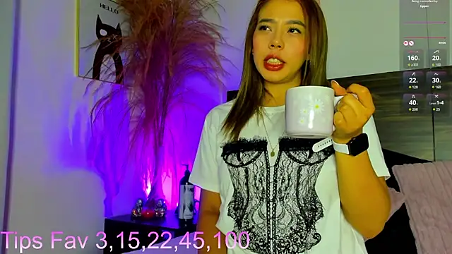 Martina Miiller online show from 10/19/25, 01:25