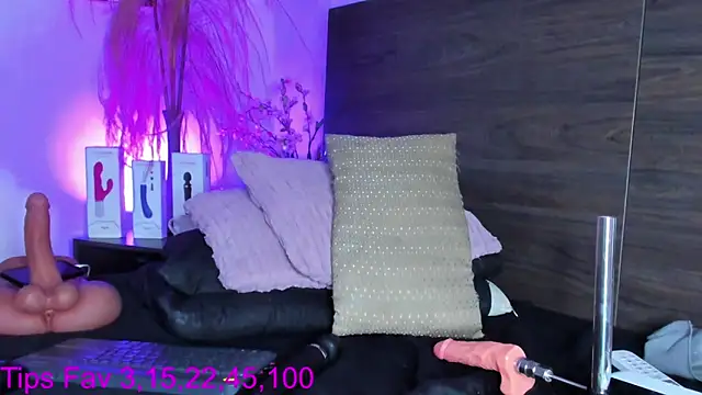 Martina Miiller online show from 01/05/26, 05:27