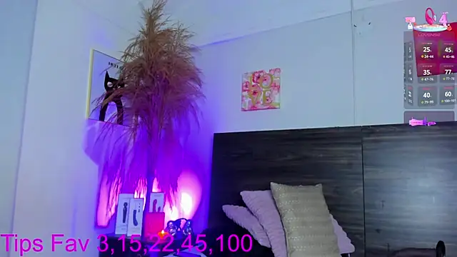 Martina Miiller online show from 11/13/25, 12:42