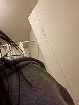 Lau1127 online show from 09/10/25, 02:32