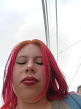 aurora sky11 online show from 11/26/25, 04:40