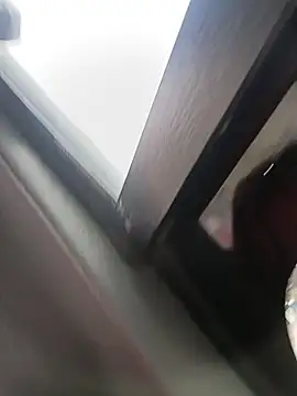 aurora sky11 online show from 11/10/25, 07:19