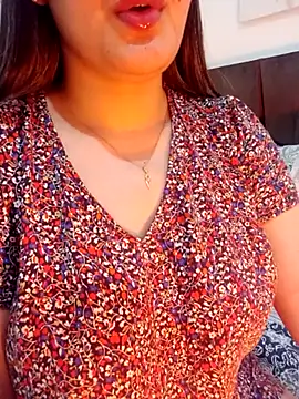 im here- online show from 04/06/26, 03:35