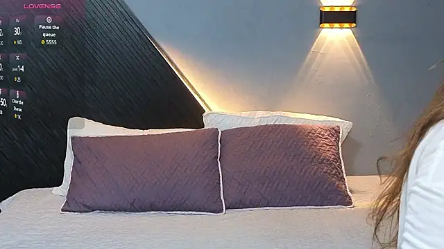 Laia and Aloby online show from 03/07/26, 10:15