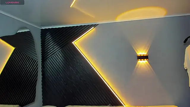 Laia and Aloby online show from 04/07/26, 10:11