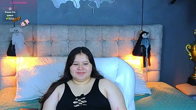 Laia and Aloby online show from 10/10/25, 10:21