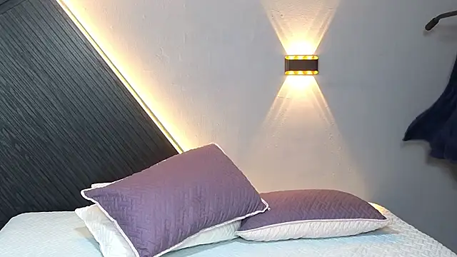 Laia and Aloby online show from 02/26/26, 10:10