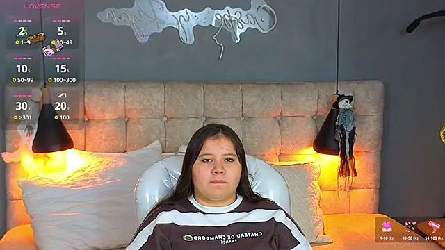 Laia and Aloby online show from 10/15/25, 10:29