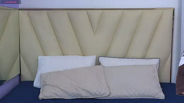 Laia and Aloby online show from 02/04/26, 10:05