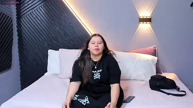 Laia and Aloby online show from 03/11/26, 10:15