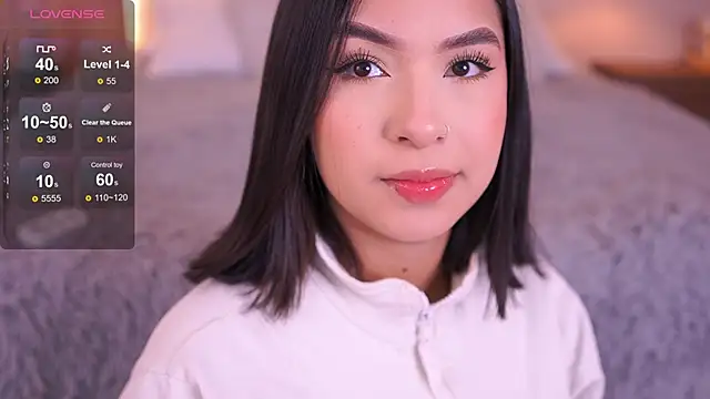  SofiaCortez  online show from 10/04/25, 12:17