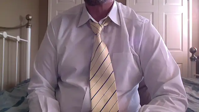 Snapshot of midlandsforfun chatting on 02/17/25, 09:46 midlandsforfun online show from 02/17/25, 09:46