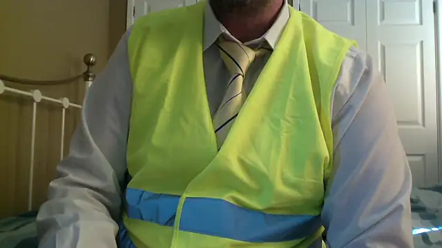 Snapshot of midlandsforfun chatting on 03/04/25, 10:35 midlandsforfun online show from 03/04/25, 10:35