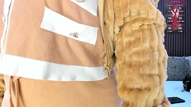 natasha  jackson online show from 11/06/25, 12:31