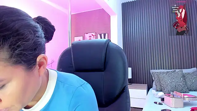 natasha  jackson online show from 11/08/25, 12:31