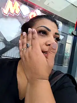 AmyCubes online show from 09/19/25, 03:49