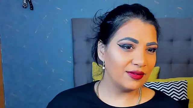 AmyCubes online show from 11/23/25, 04:44