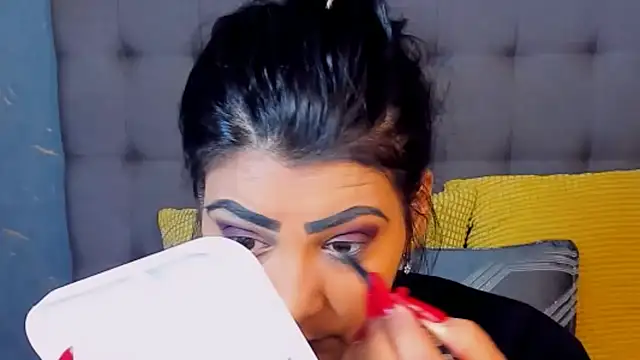 AmyCubes online show from 12/14/25, 10:15